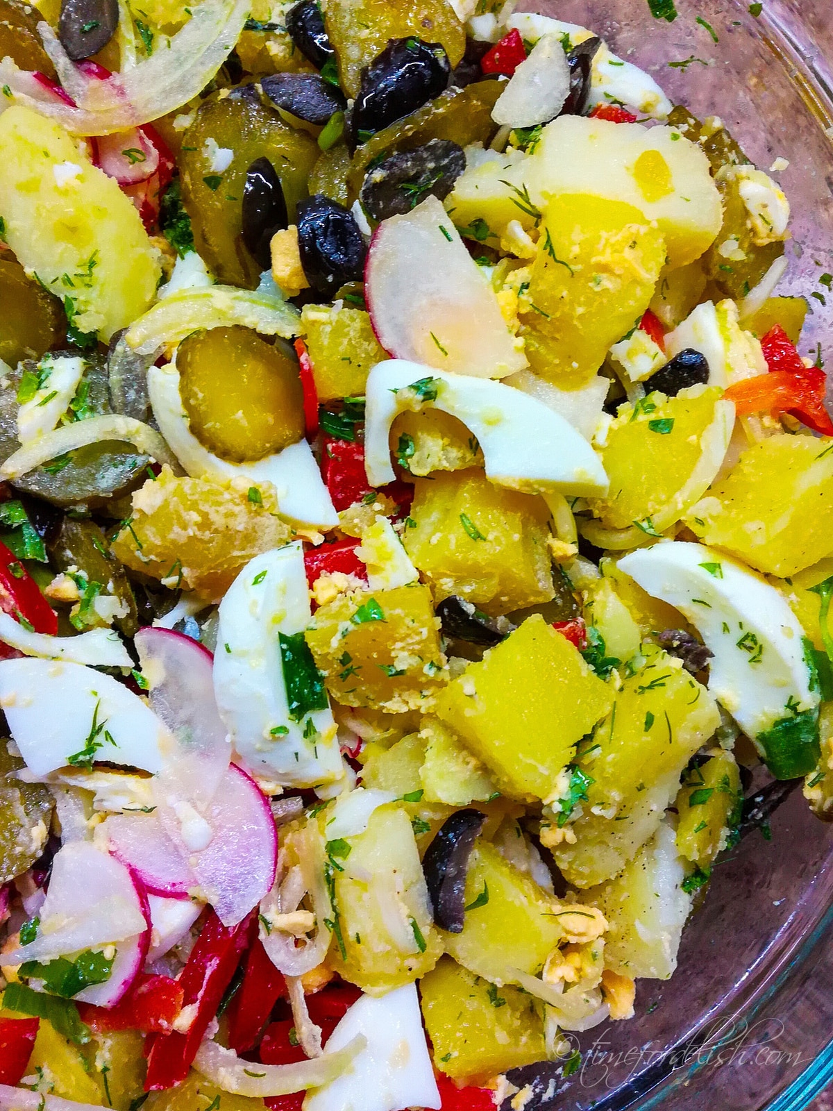 red skin potato salad with eggs