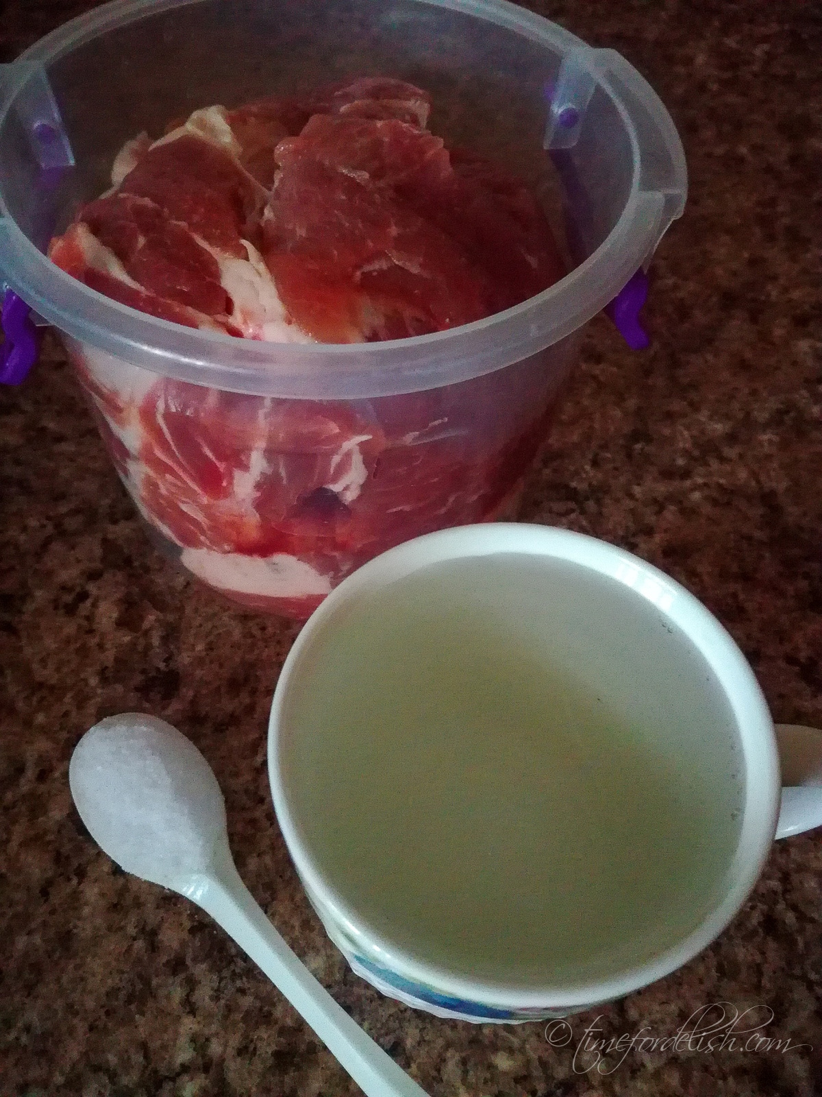 how to tender steak meat with salt